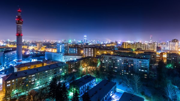 Ночной Екатеринбург с высоты птичьего полета