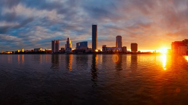 Вечерний город Екатеринбург