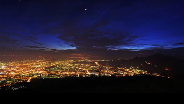 Город Пятигорск гора Машук вид ночью