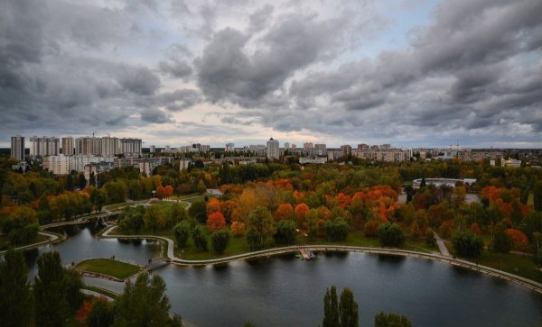 Парк Победы Зеленоград осень