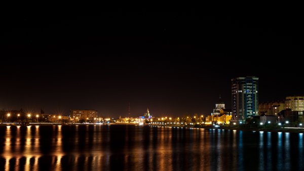 Ночная набережная Астрахань