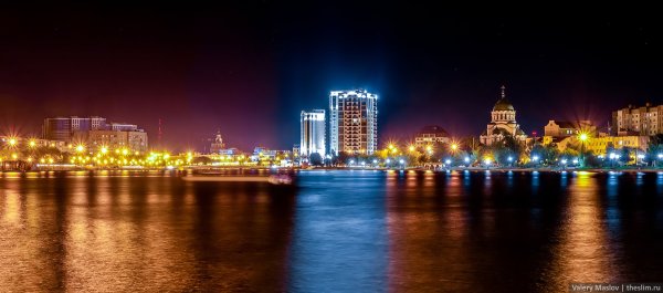 Ночная набережная Астрахань