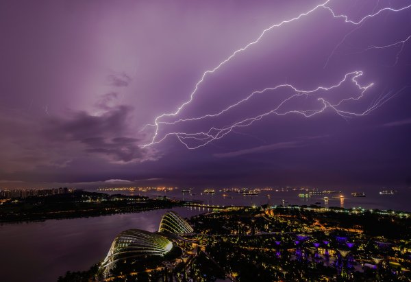 Гроза над городом