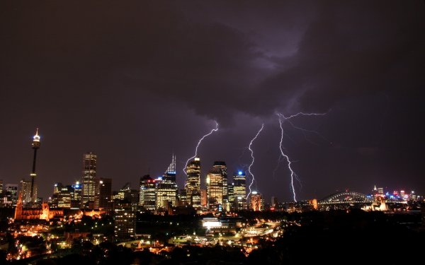 Гроза над городом