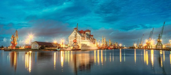 Порт Калининград