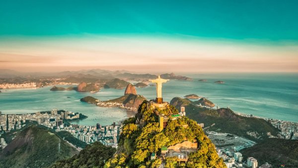 Статуя Христа-Искупителя Рио-де-Жанейро