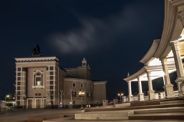 Театральная площадь Улан-Удэ