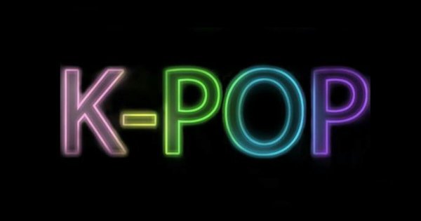 Неоновая надпись k-Pop