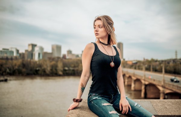 Красивые фотосессии девушек в городе