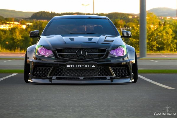 Тюнингованный Мерседес АМГ 63 С