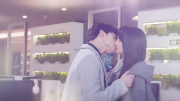 Дорама улыбка покоряет мир поцелуй