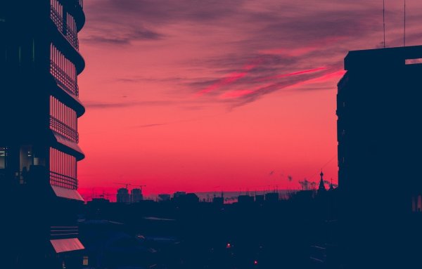 Закат в городе