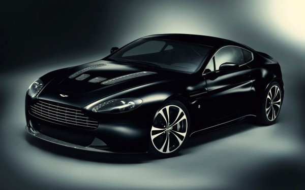 Aston Martin v12 Vantage 2010