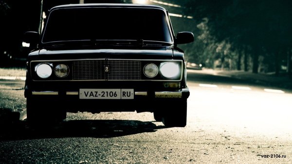 Черный ВАЗ 2106 4к