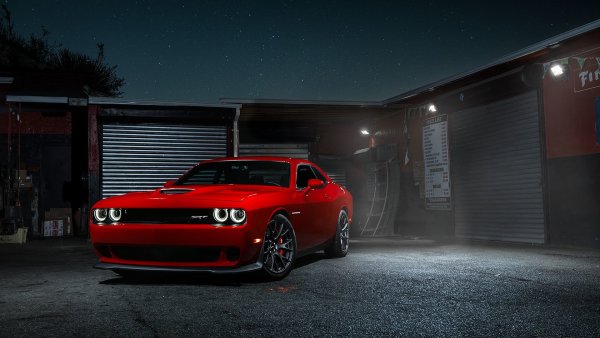 Dodge Challenger srt Hellcat Red