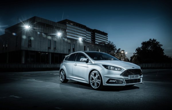 Ford Focus 3 хэтчбек Full HD