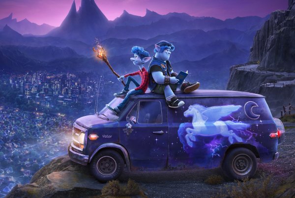 Мультфильм "вперёд" (onward)