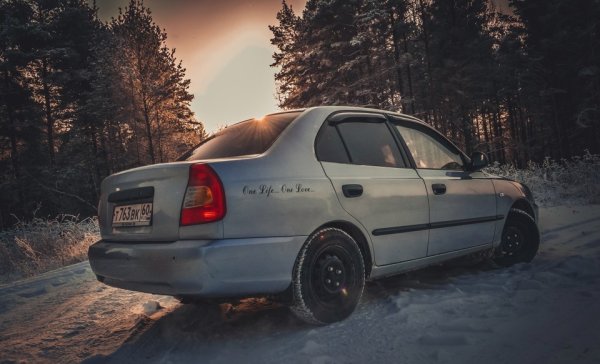 Хендай акцент на природе