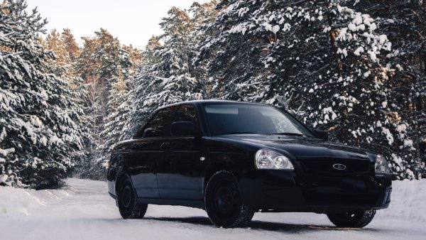 Приора 2 седан черная