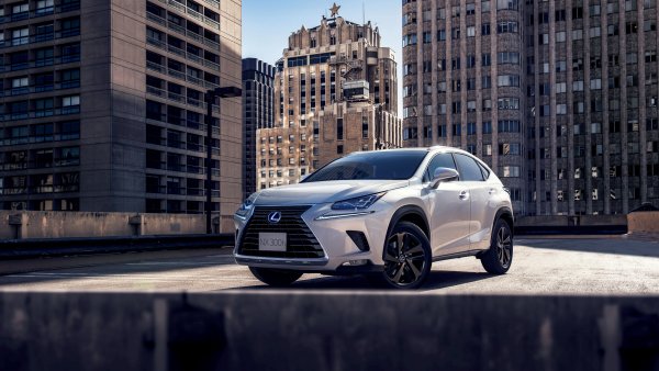 Lexus NX 300 2021