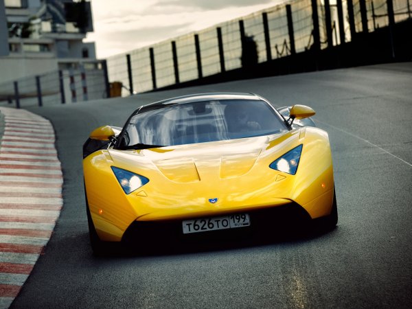 2010 Marussia b1