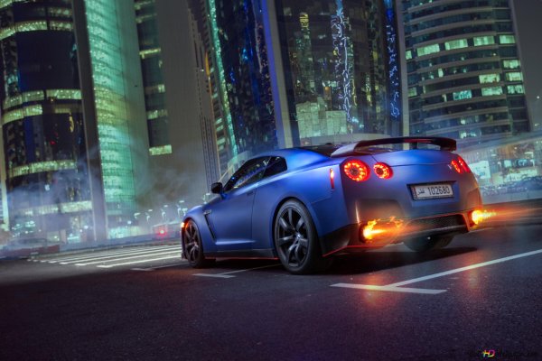 Nissan GTR r35 неон