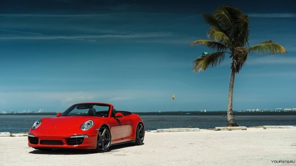 Порше 911 море