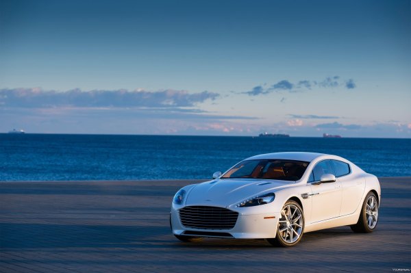 Aston Martin rapide s