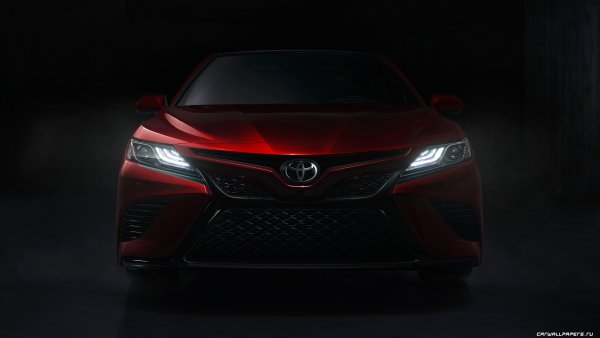 Toyota Camry 2018 Front