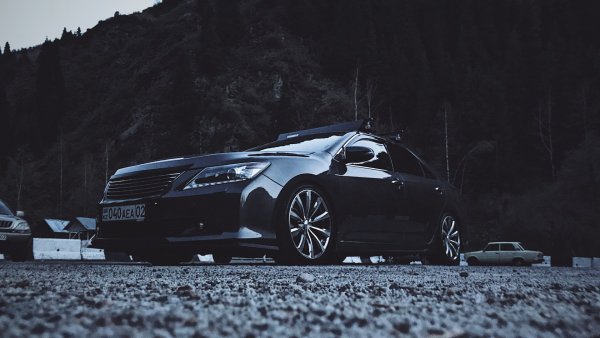 Тойота Камри 4