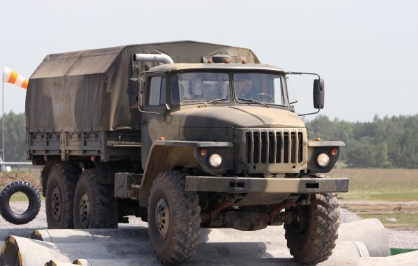 Урал 4320 черный