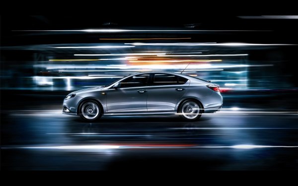 Машина в движении