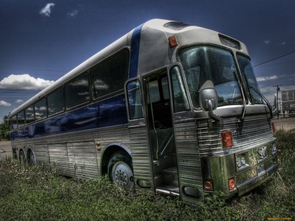 Старинные автобусы красивые