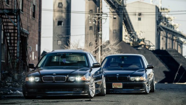 BMW 750 e38