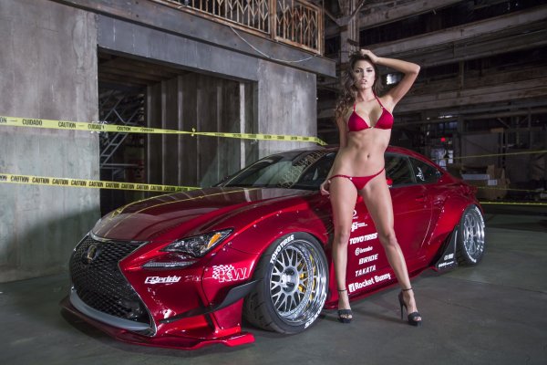 Спорткары и девушки