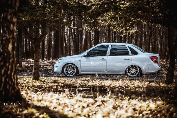 Лада Гранта лифтбек stance