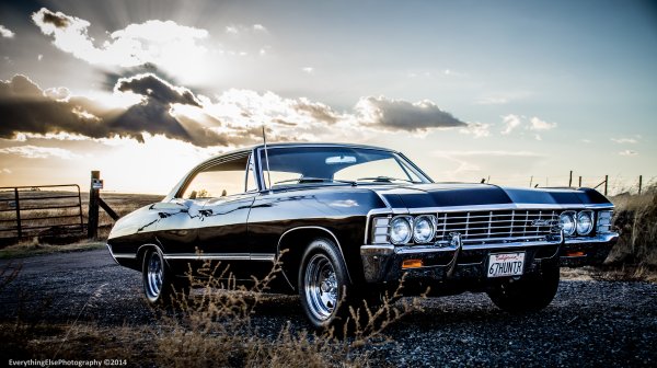 Машина Chevrolet Impala 1967