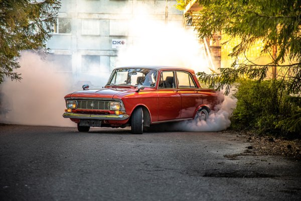 Москвич 2140 Боевая классика