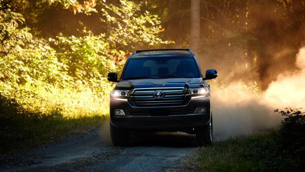 Toyota Land Cruiser 200 in USA
