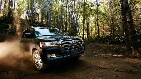 Тойота ленд Крузер 2018