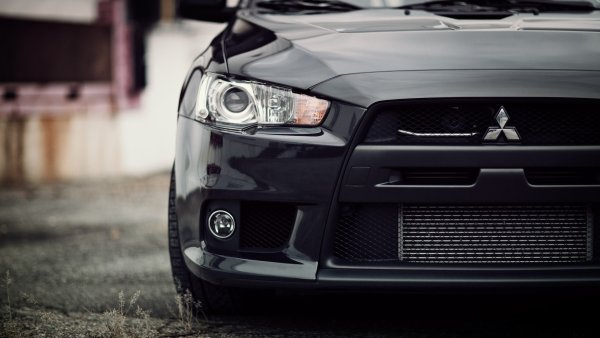 Mitsubishi Lancer Evolution 10 Black
