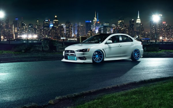 Mitsubishi Lancer Evolution 10 White