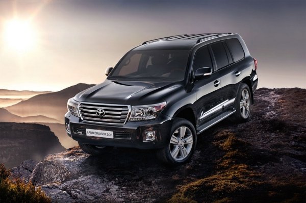 Новый Toyota Land Cruiser 200