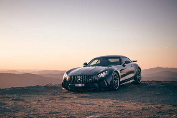 Mercedes AMG GTR 4k