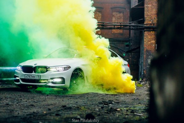 БМВ м5 дрифт дым