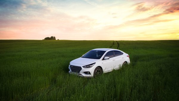 Hyundai Solaris 2 на природе