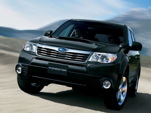 Машина Субару Форестер