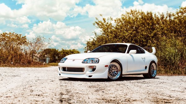 Toyota Supra MK 4 White