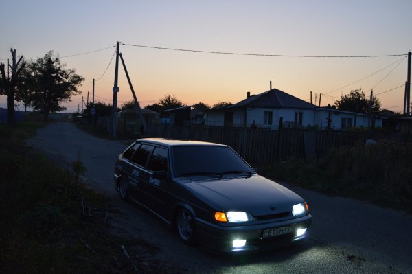 ВАЗ 2114 мокрый асфальт бункер