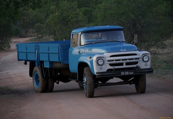 Грузовик ЗИЛ 130